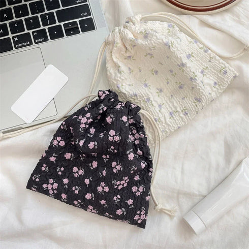 Cartoon Drawstring Cosmetic Bag Clutch Bag Large Makeup Organizer Bags Korean Cosmetic Pouch Women Cute Toiletry Beauty Case